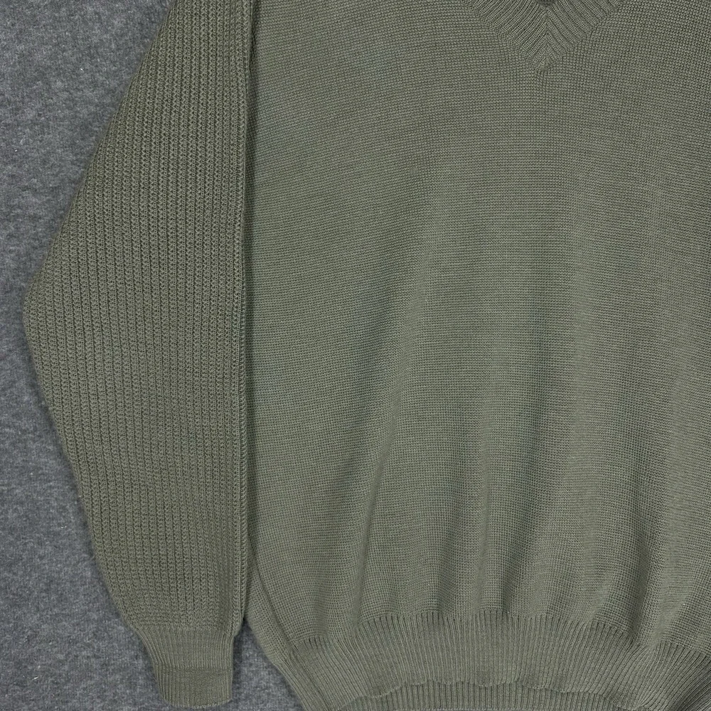 Barbour Sweater Mens XL Green V-neck D675 Fine Knit Pure New Wool Scotland - Picture 4 of 13